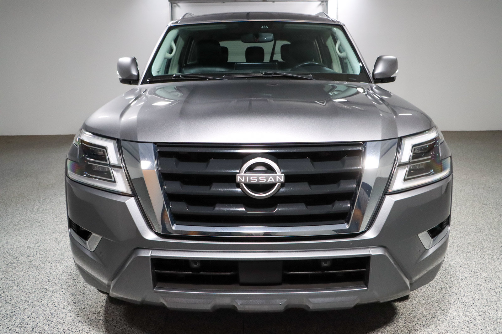 Used 2022 Nissan Armada SV w/ SV Appearance Package RWD image 4