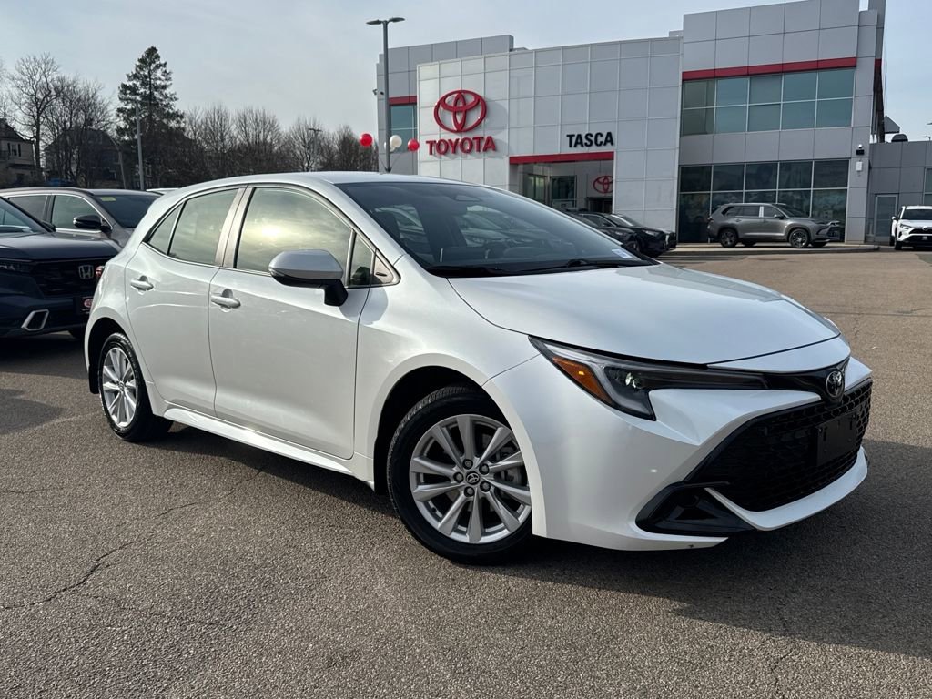 Used 2025 Toyota Corolla SE image 1