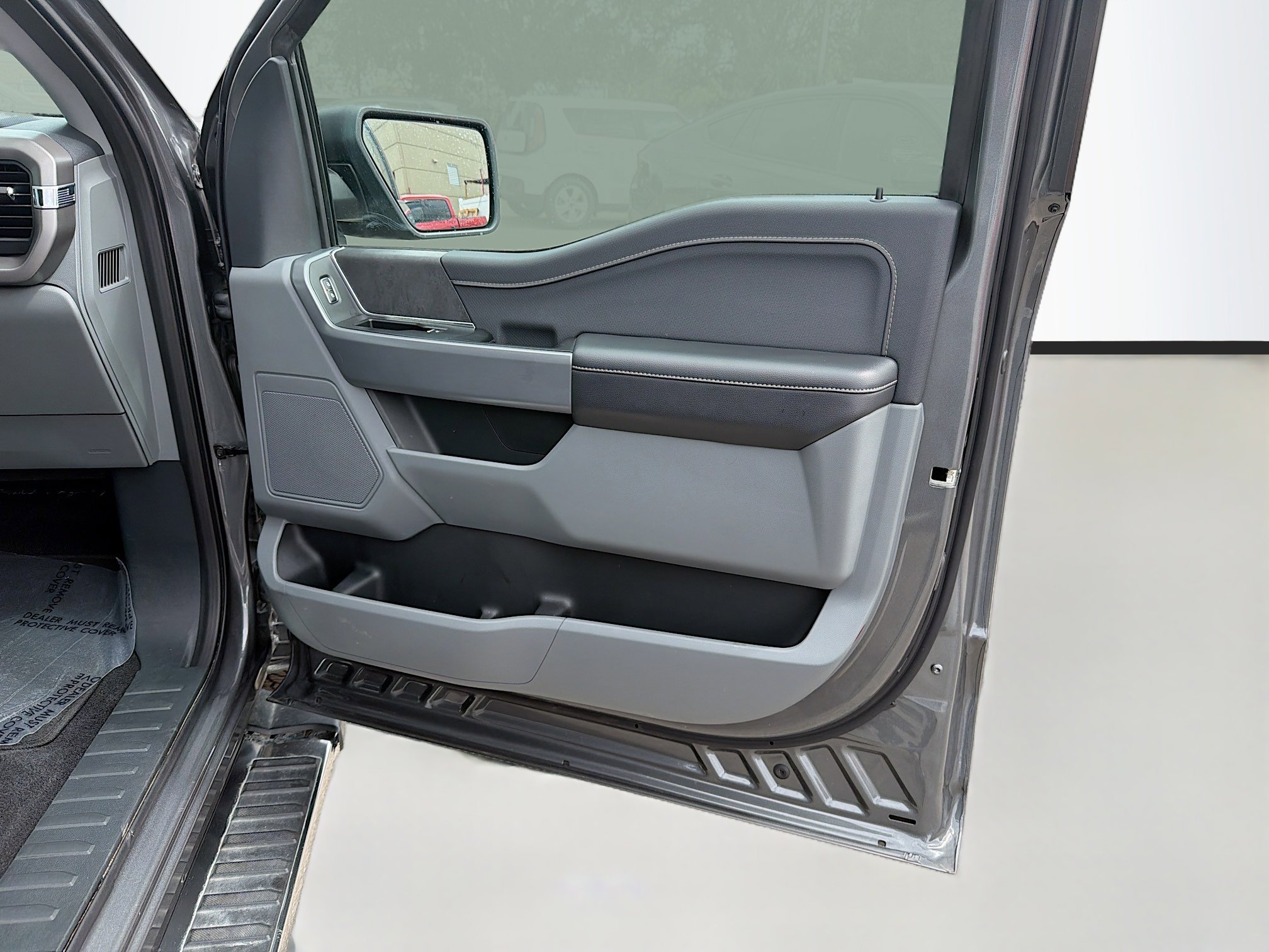 Used 2025 Ford F150 XLT w/ Equipment Group 301A Standard image 41