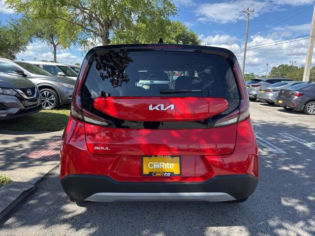 Used 2025 Kia Soul LX w/ LX Technology Package FWD image 6