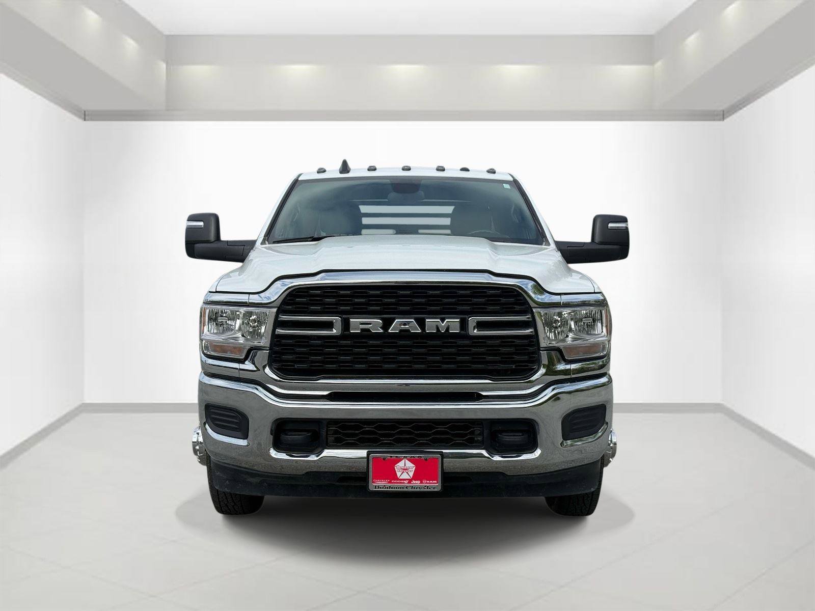 Used 2024 RAM 3500 SLT w/ Quick Order Package 2YG SLT image 2