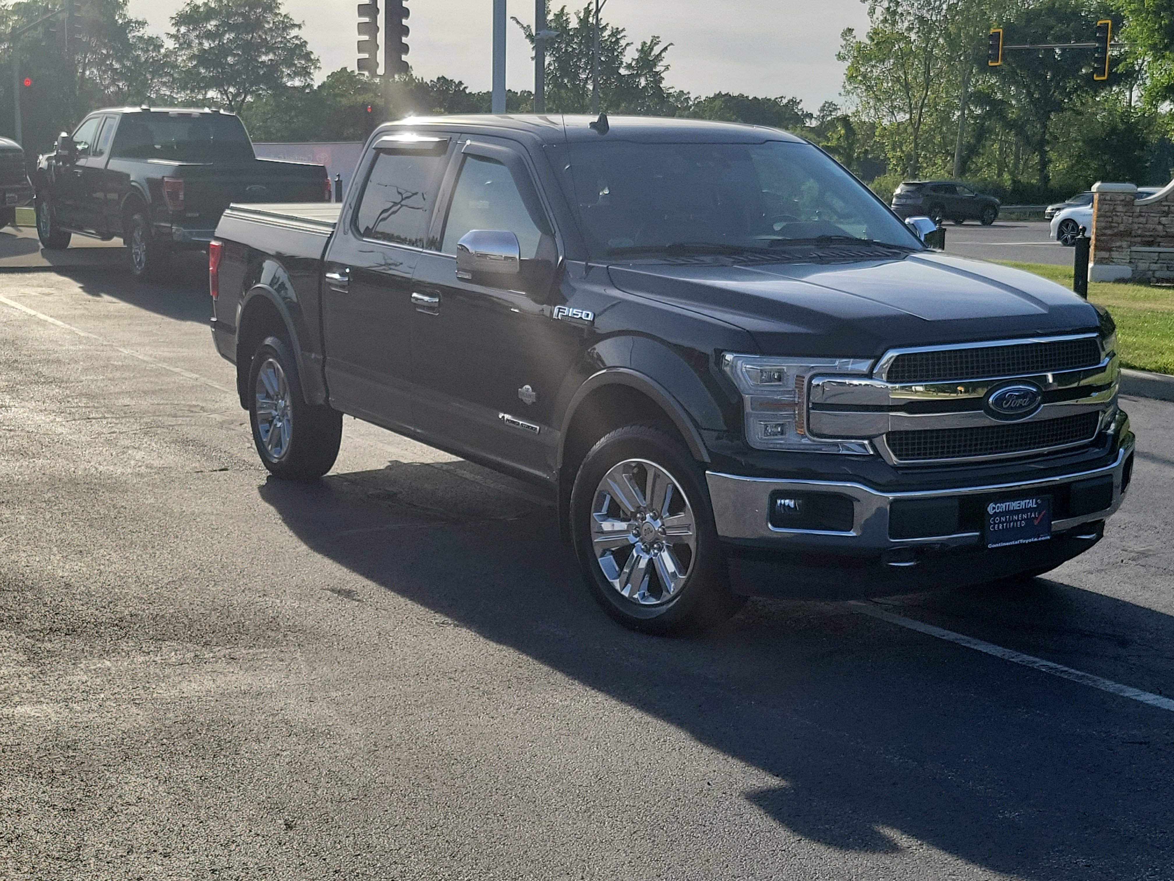 Used 2018 Ford F150 King Ranch w/ Equipment Group 601A Luxury AWD/4WD image 2