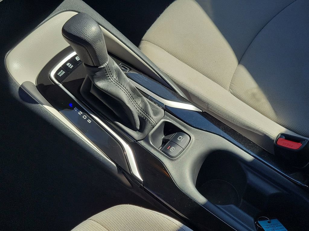 Used 2020 Toyota Corolla LE image 22