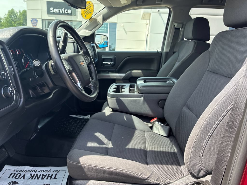Used 2019 Chevrolet Silverado 1500 LT w/ All Star Edition AWD/4WD image 10