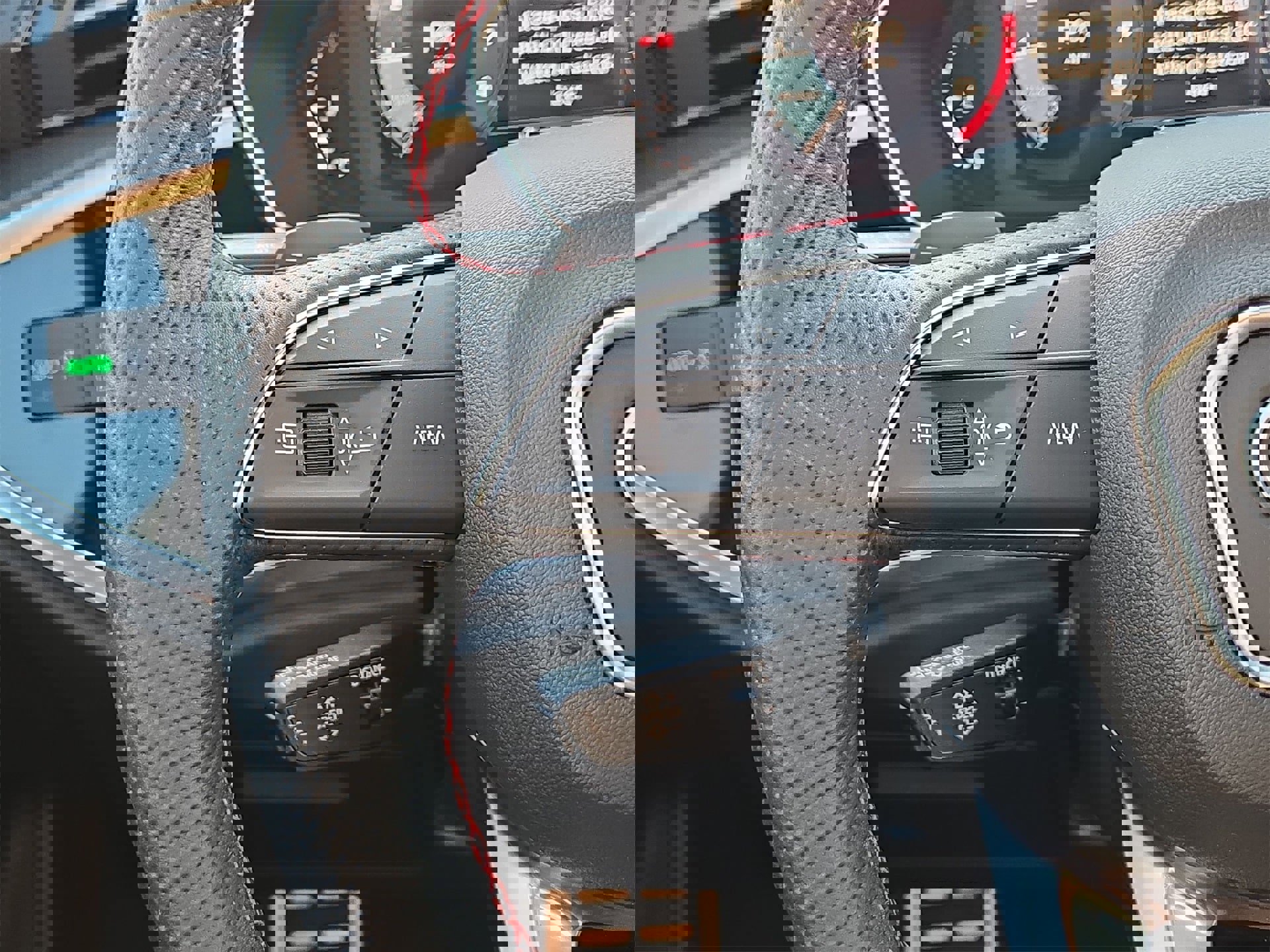 New 2025 Audi Q3 2.0T Premium Plus image 21