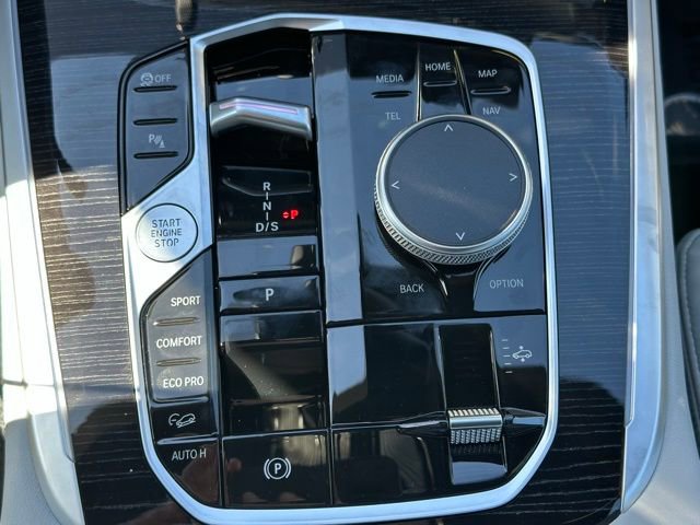 New 2026 BMW X7 xDrive40i w/ M Sport Package image 24