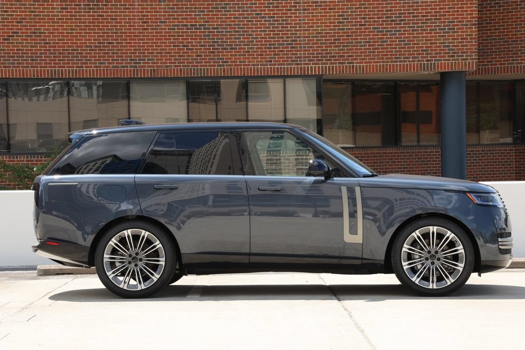 New 2026 Land Rover Range Rover SE AWD/4WD image 4
