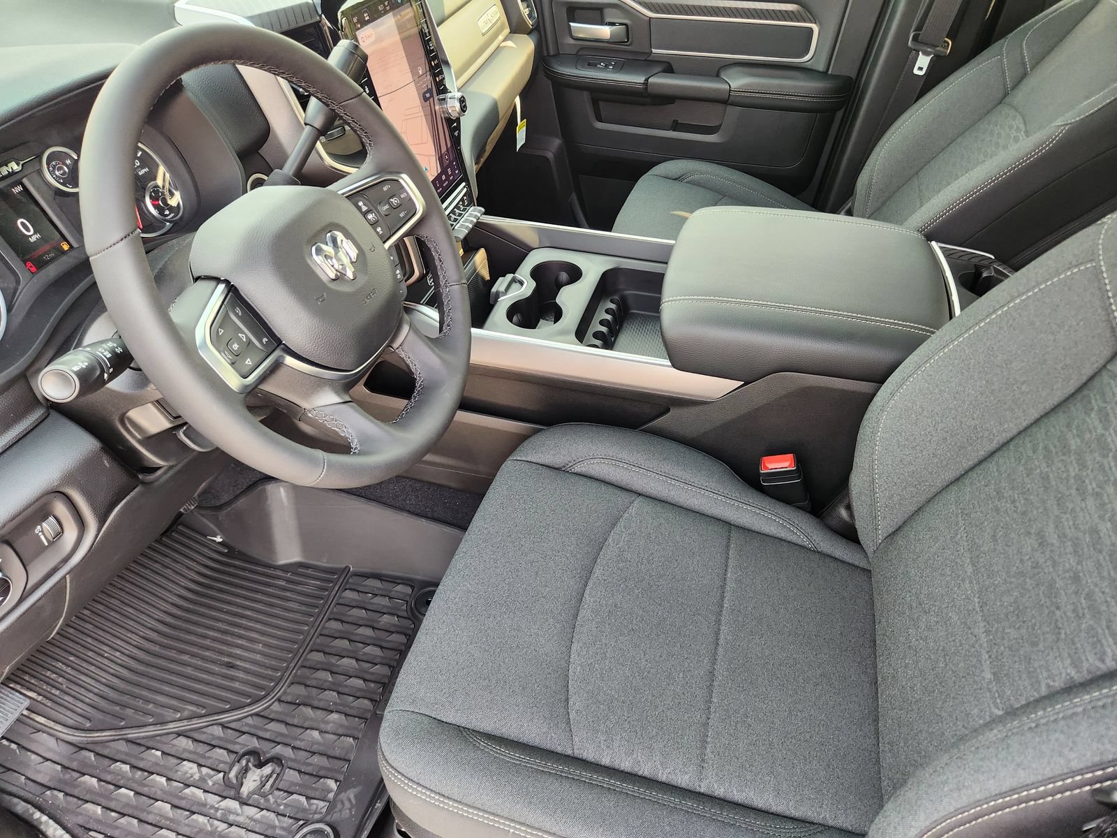 New 2027 RAM 3500 Big Horn AWD/4WD image 13