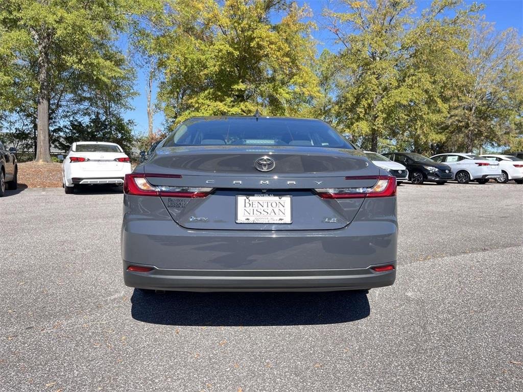 Used 2025 Toyota Camry LE image 5