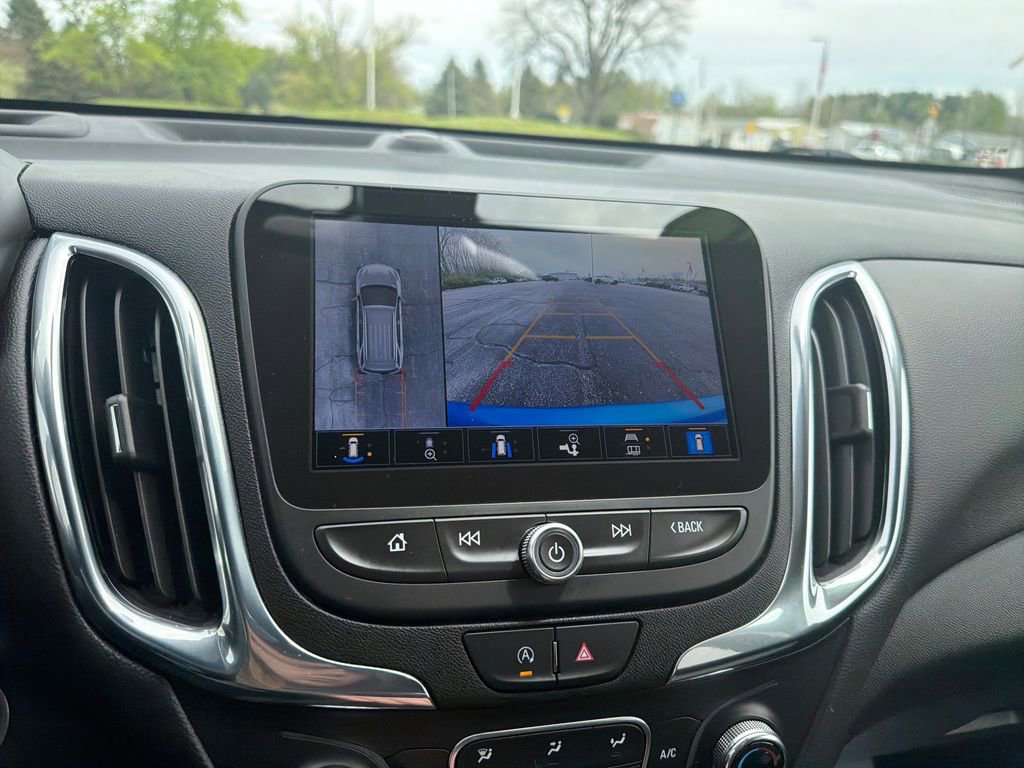 Used 2024 Chevrolet Equinox LT AWD/4WD image 18