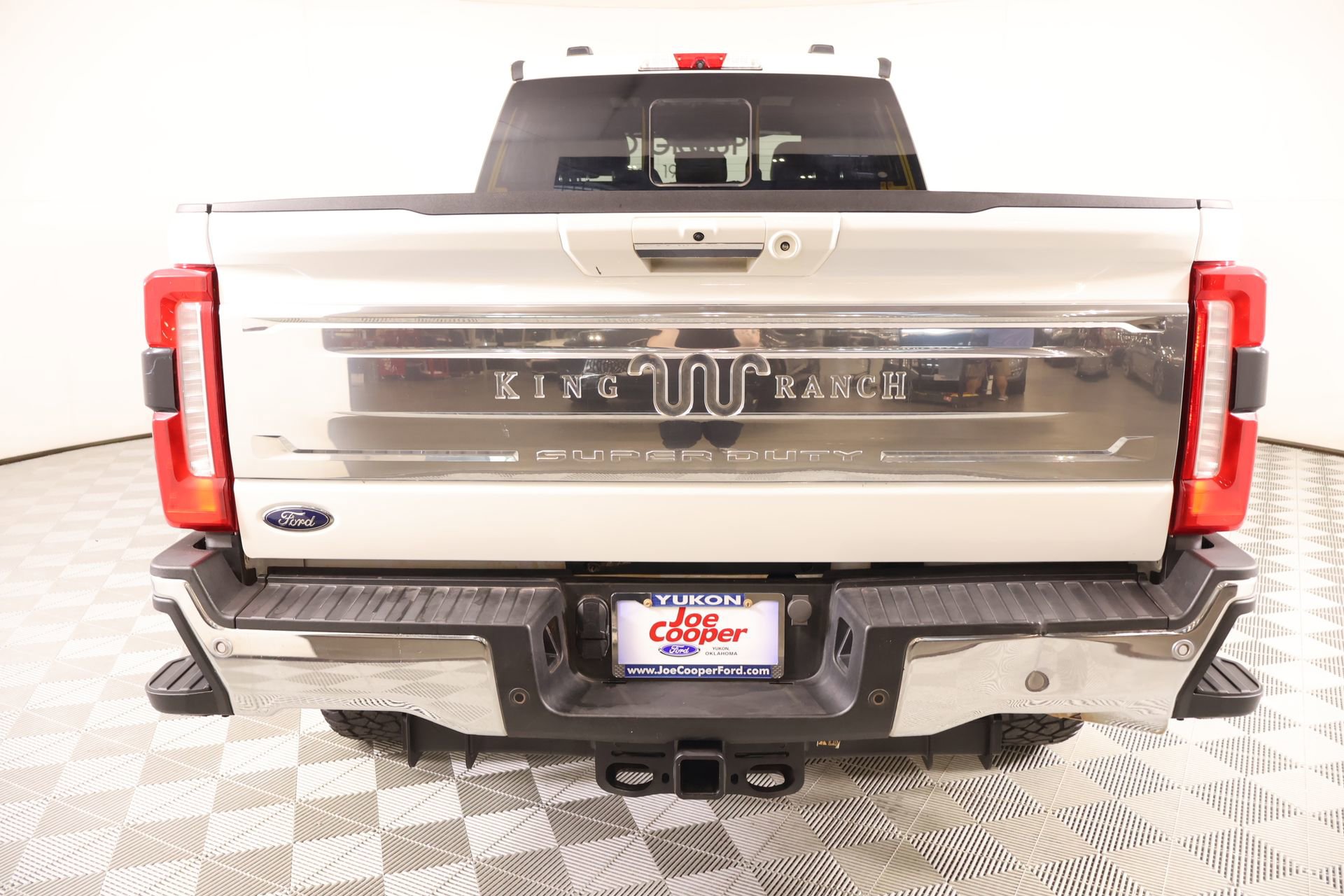 Used 2024 Ford F250 King Ranch w/ Chrome Package AWD/4WD image 24