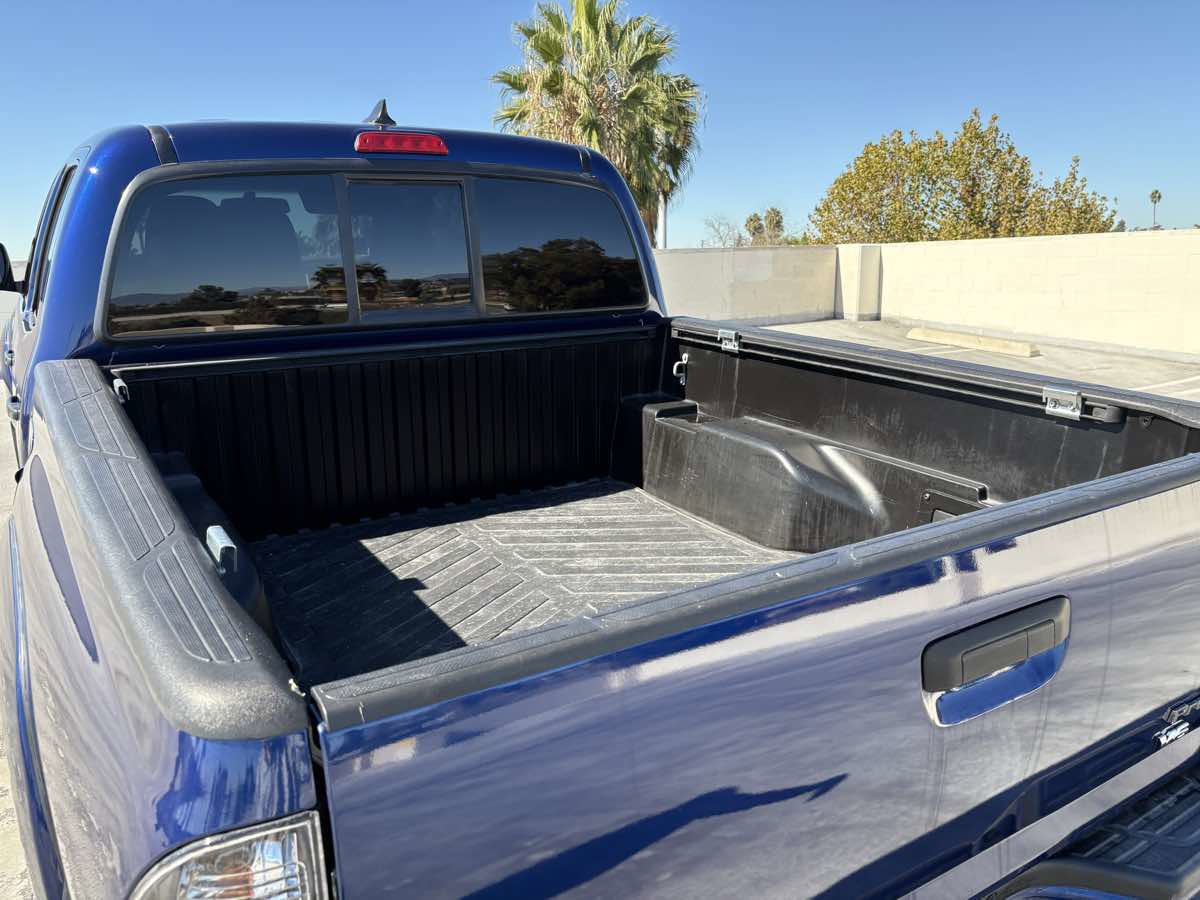 Used 2015 Toyota Tacoma PreRunner image 14