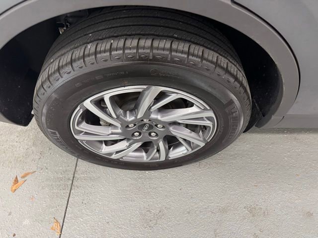 Used 2025 Lincoln Corsair Premiere image 19