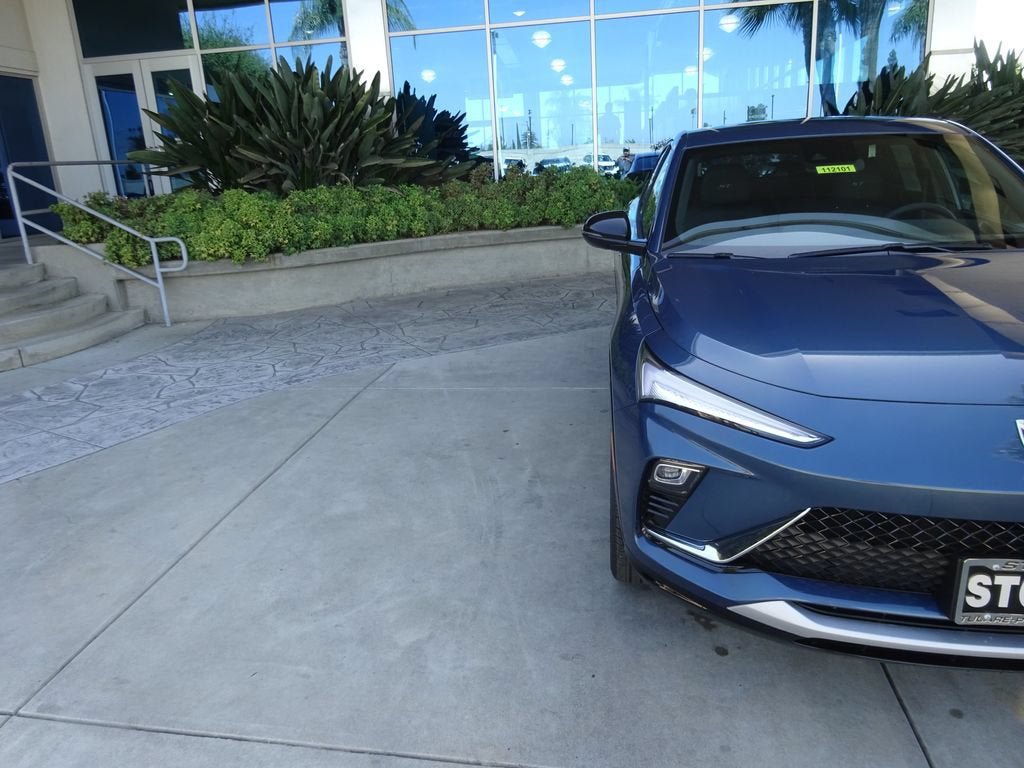 New 2026 Buick Envista Sport Touring FWD image 29