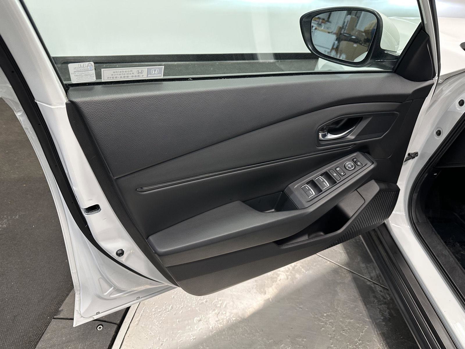 Certified 2024 Honda Accord EX image 12
