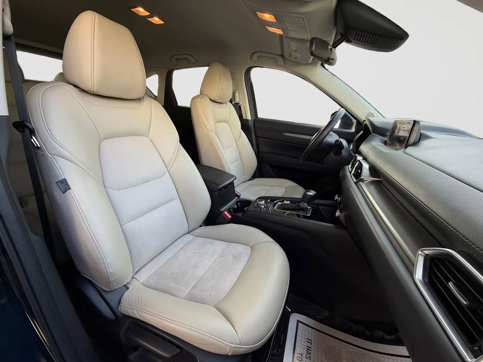 Used 2019 MAZDA CX-5 Touring image 19