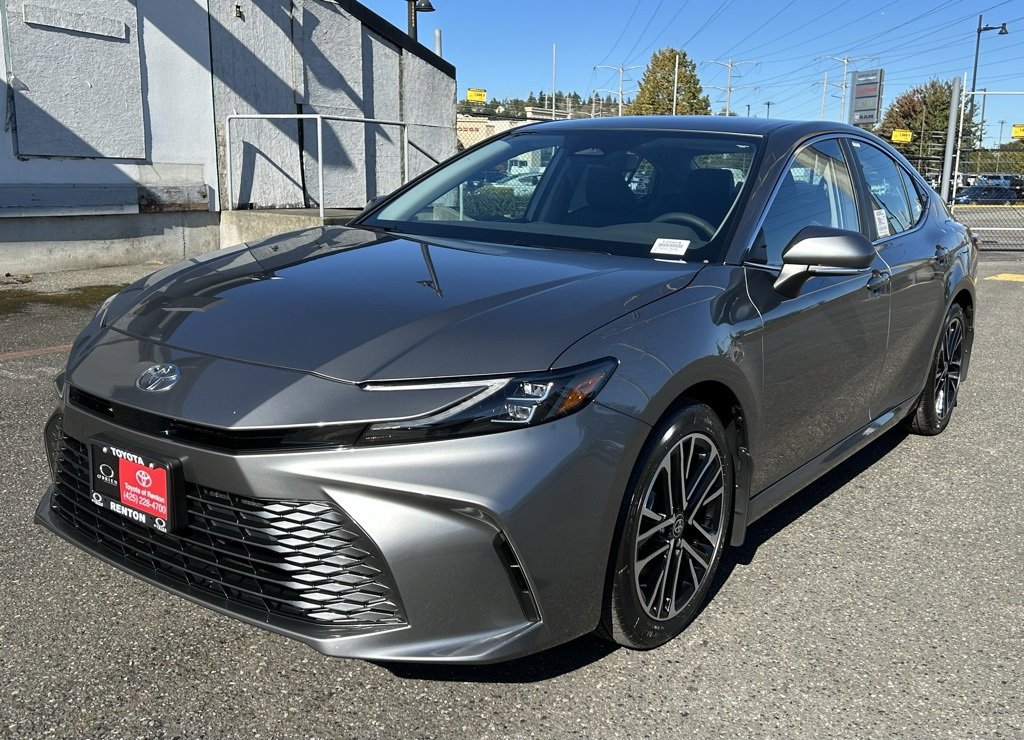 New 2026 Toyota Camry XLE video 1