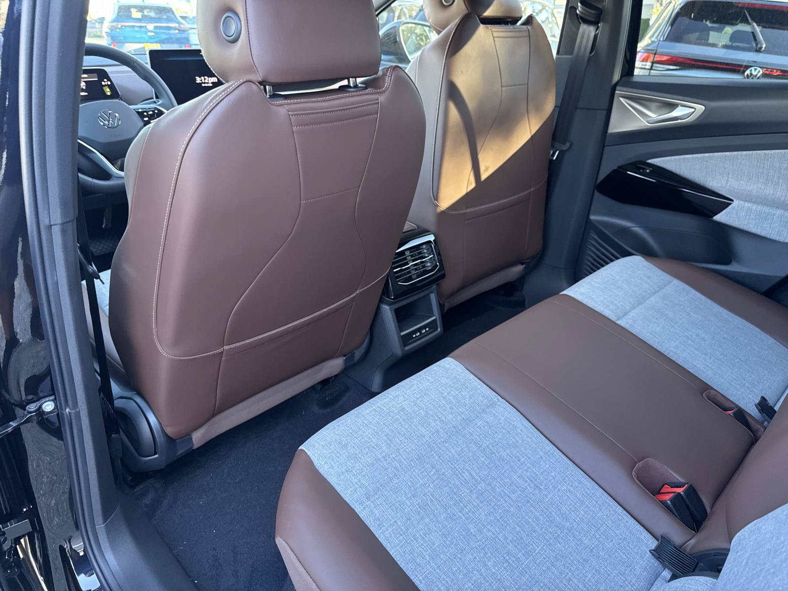 New 2026 Volkswagen ID.4 Pro RWD image 10