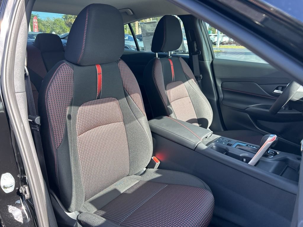 New 2026 Nissan Sentra SR w/ Floor Mat Package FWD image 42