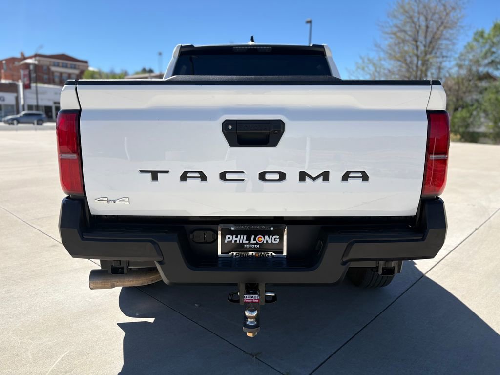 Used 2024 Toyota Tacoma SR image 5