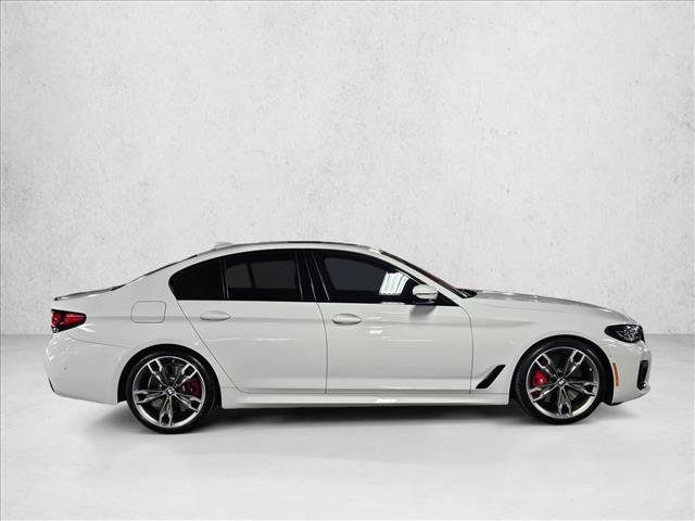 Certified 2023 BMW M550i xDrive AWD/4WD image 4