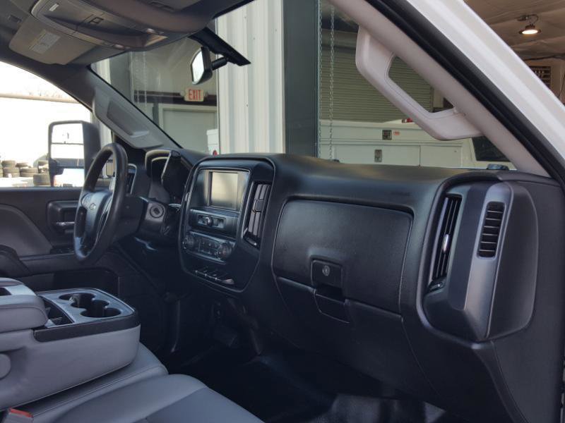 Used 2019 Chevrolet Silverado 2500 W/T w/ WT Convenience Package image 11