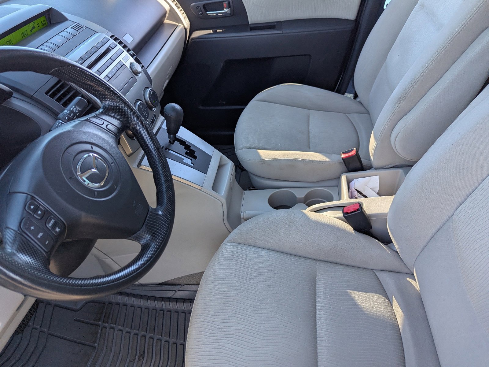 Used 2008 MAZDA MAZDA5 Sport image 29