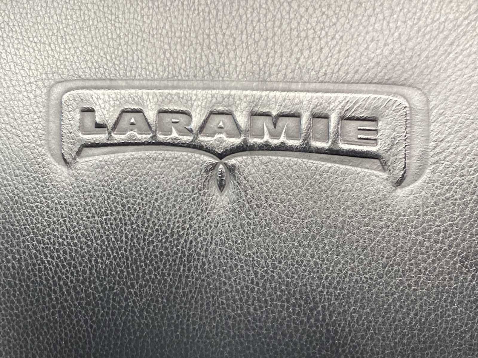 Used 2014 RAM 3500 Laramie w/ Convenience Group image 14