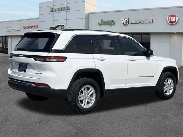 Used 2023 Jeep Grand Cherokee Laredo image 7