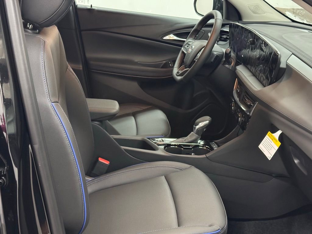 New 2025 Buick Encore GX Sport Touring image 17