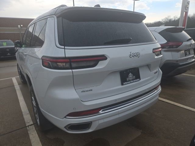 Used 2024 Jeep Grand Cherokee L Summit w/ Advanced Protech Group IV image 4