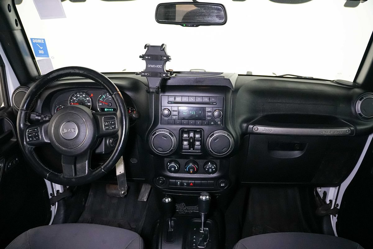 Used 2017 Jeep Wrangler Unlimited Sport w/ Quick Order Package 24S AWD/4WD image 21