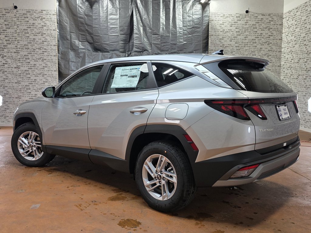 New 2026 Hyundai Tucson SE image 8