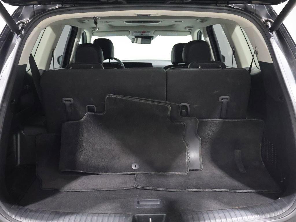 Used 2025 Kia Telluride S image 4