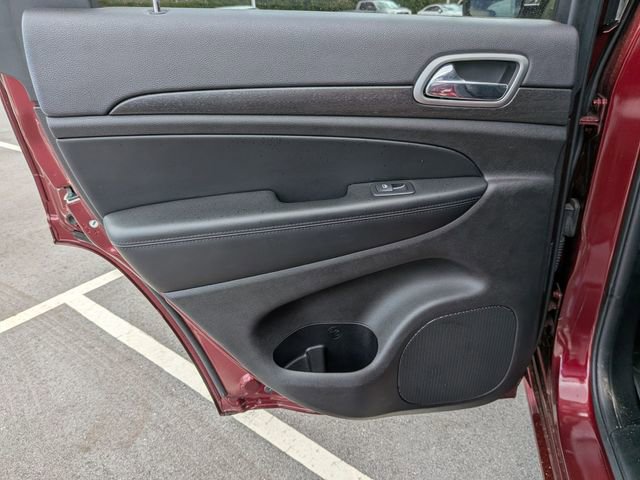Used 2018 Jeep Grand Cherokee Altitude image 19