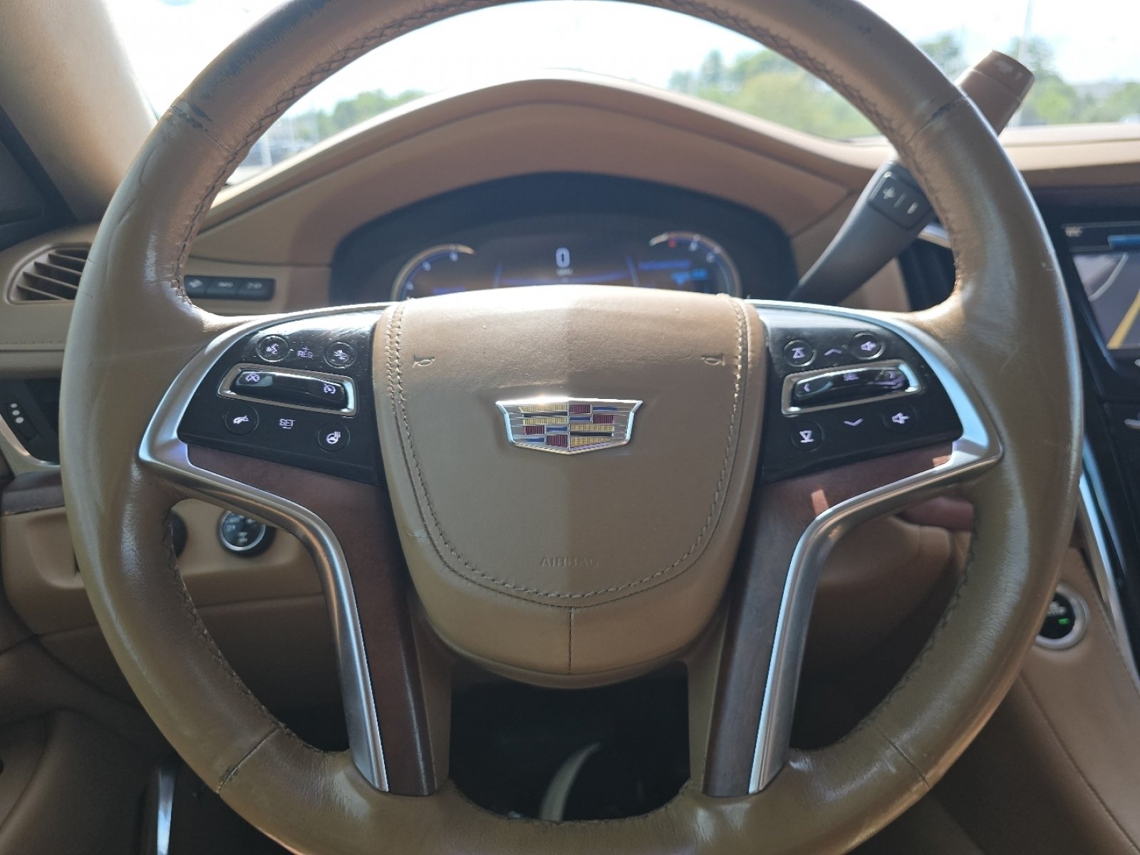 Used 2016 Cadillac Escalade Platinum AWD/4WD image 30