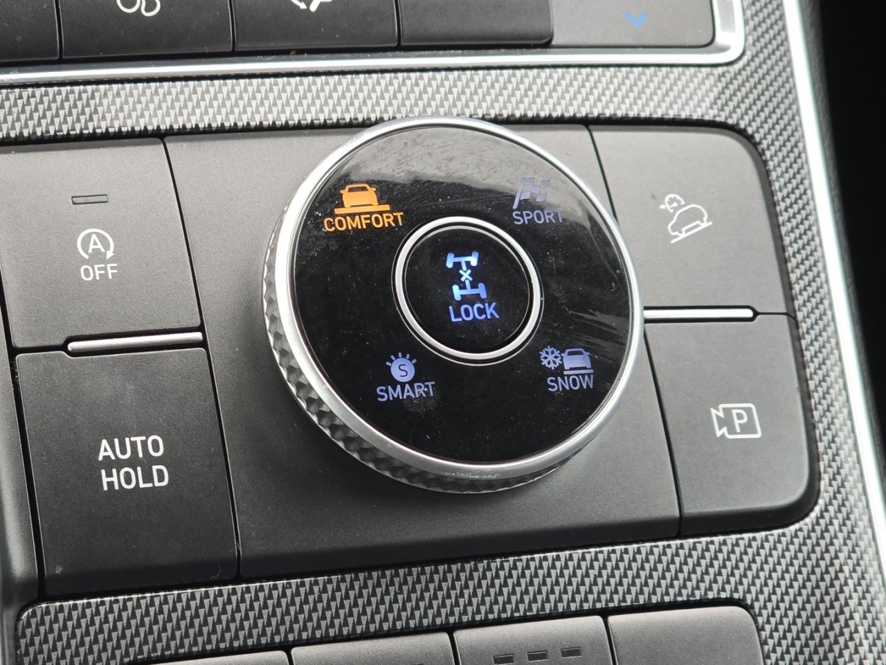 Used 2023 Hyundai Santa Fe SEL image 7