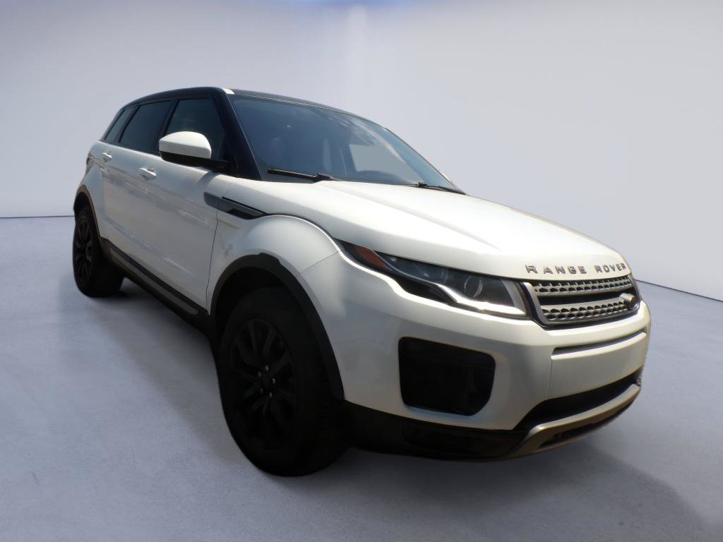 Used 2018 Land Rover Range Rover Evoque SE AWD/4WD image 11