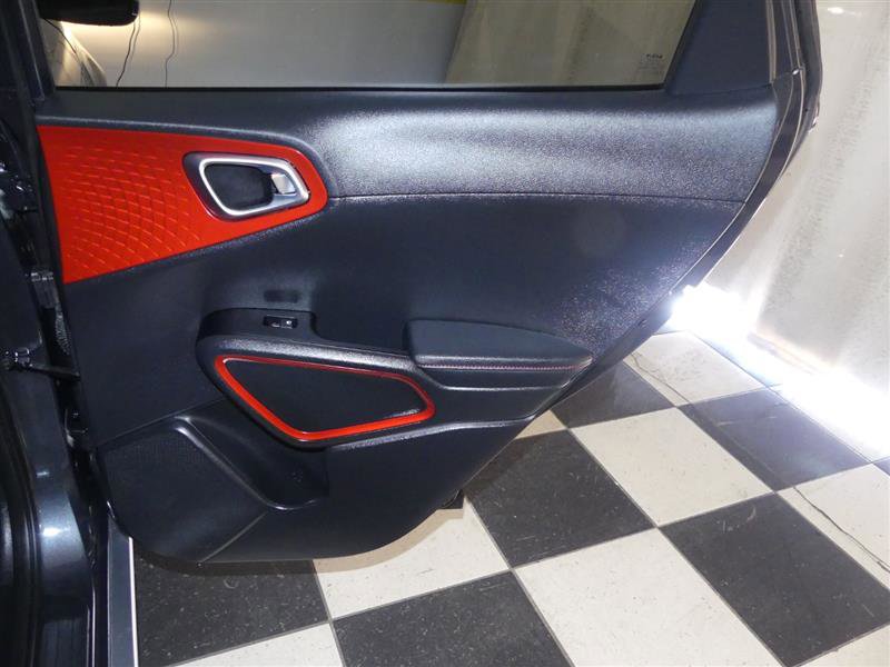 Used 2023 Kia Soul GT-Line FWD image 27
