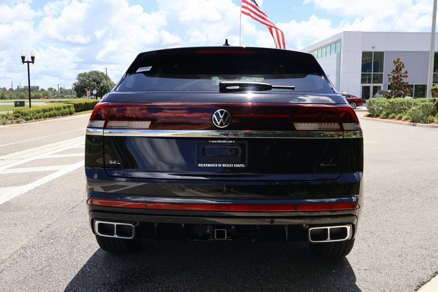 New 2026 Volkswagen Atlas Cross Sport SEL Premium R-Line image 6