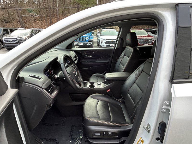 Used 2023 GMC Terrain AT4 w/ Tech Package AWD/4WD image 24