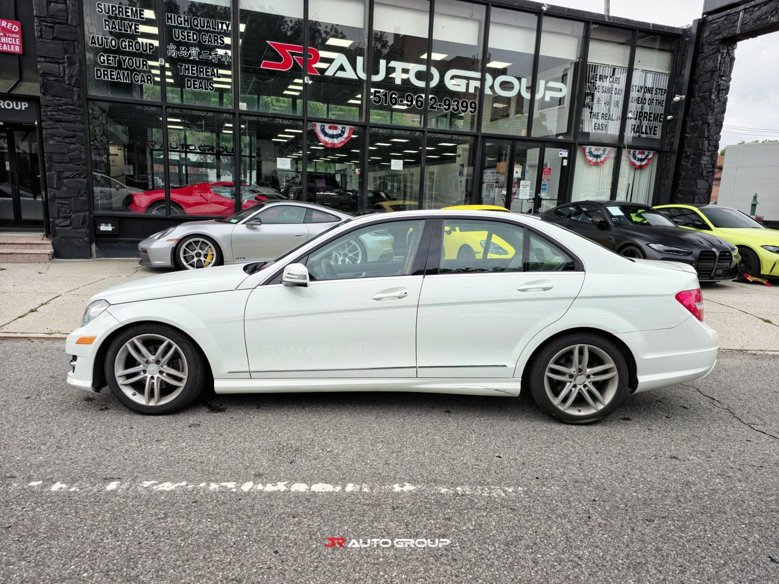 Used 2012 Mercedes-Benz C 300 4MATIC Sedan image 6