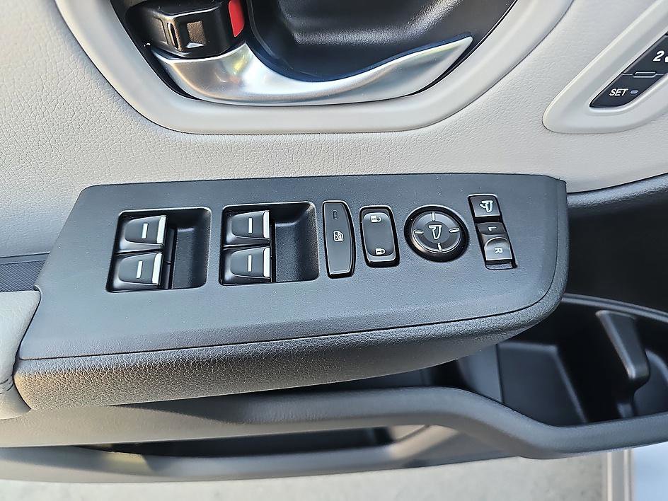 Used 2025 Honda Pilot Elite image 14