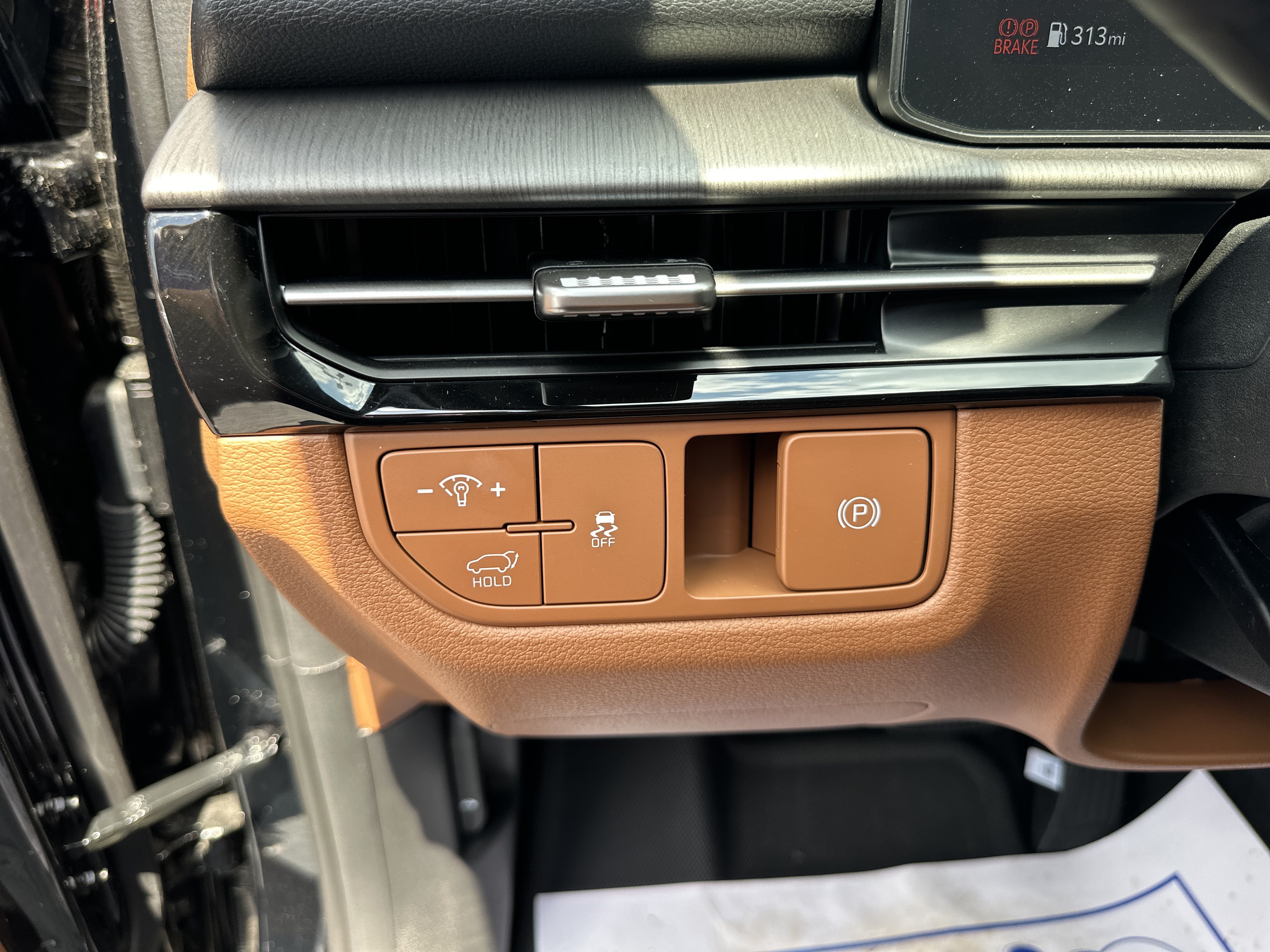 New 2026 Kia Sportage X-Line w/ X-Line Technology Package AWD/4WD image 28