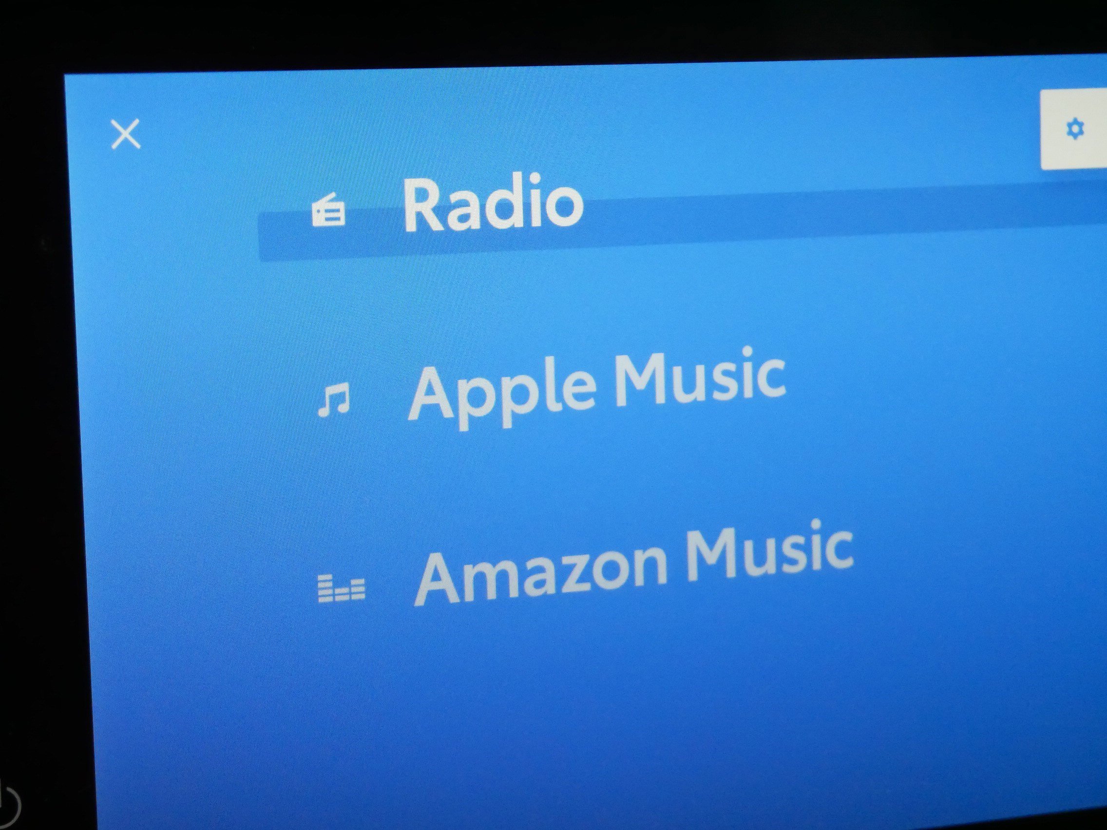 Used 2024 Toyota Corolla Cross XSE w/ Convenience Package image 30