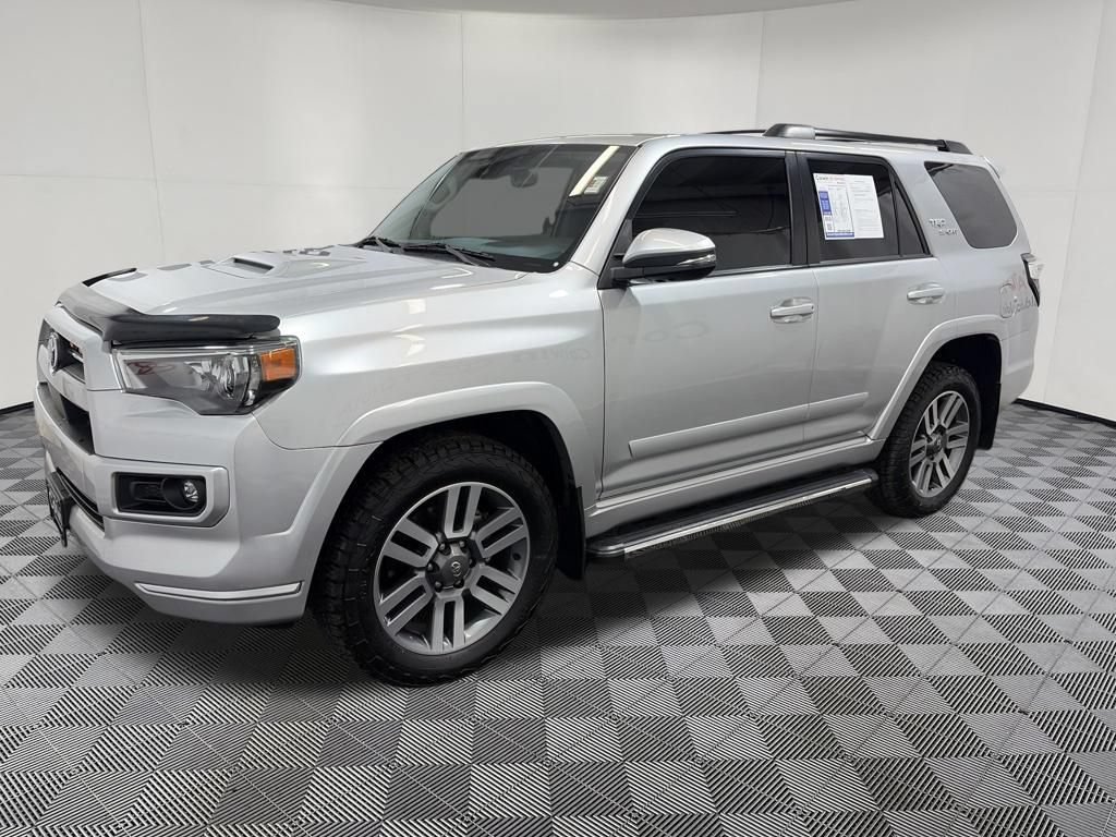 Used 2022 Toyota 4Runner TRD Sport w/ Technology Package AWD/4WD image 4