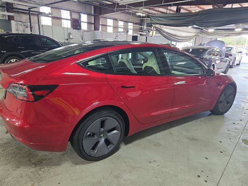 Used 2023 Tesla Model 3 Standard Range RWD image 4