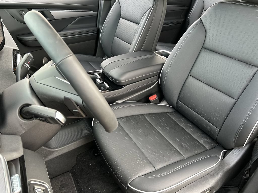 New 2026 Buick Enclave Sport Touring w/ Power Package FWD image 19