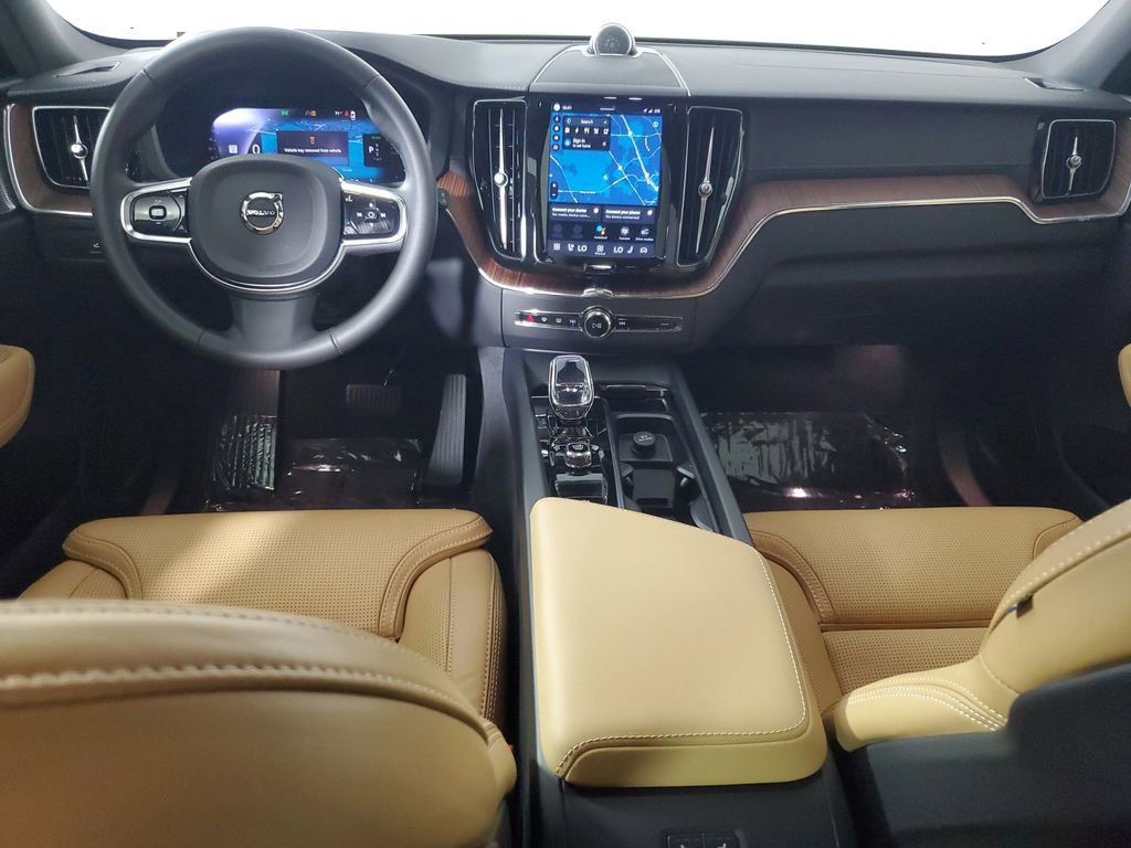 Used 2024 Volvo XC60 T8 Ultimate w/ Climate Package AWD/4WD image 17