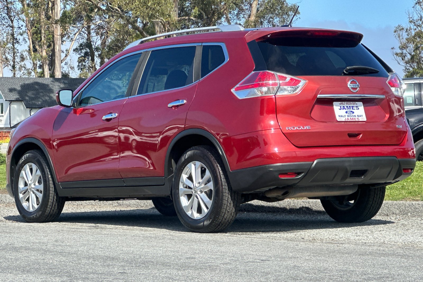 Used 2016 Nissan Rogue SV FWD image 3